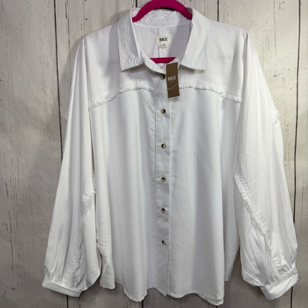 BKE Oversized White Button Down Shirt Raw Edge Detail Oversized Coastal NWT